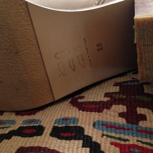 🔥SALE🔥Grey Genuine Leather heel Boots - Picture 5 of 8